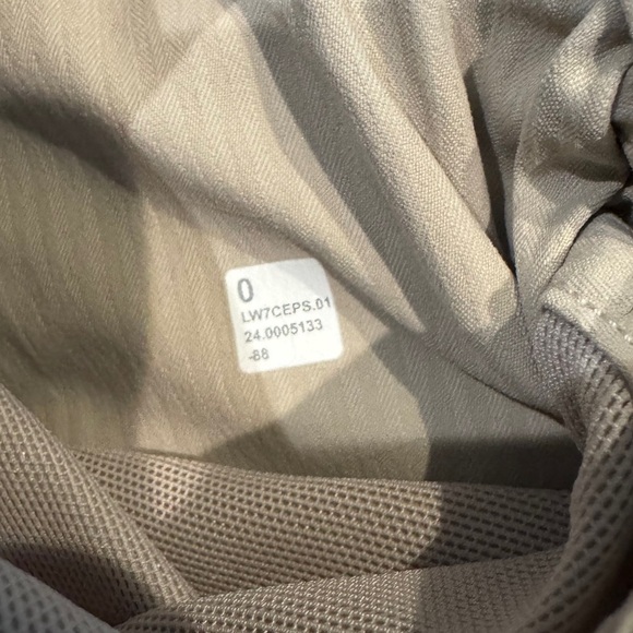 Lululemon Dance Studio High-Rise Short 3.5" - Picture 6 of 7